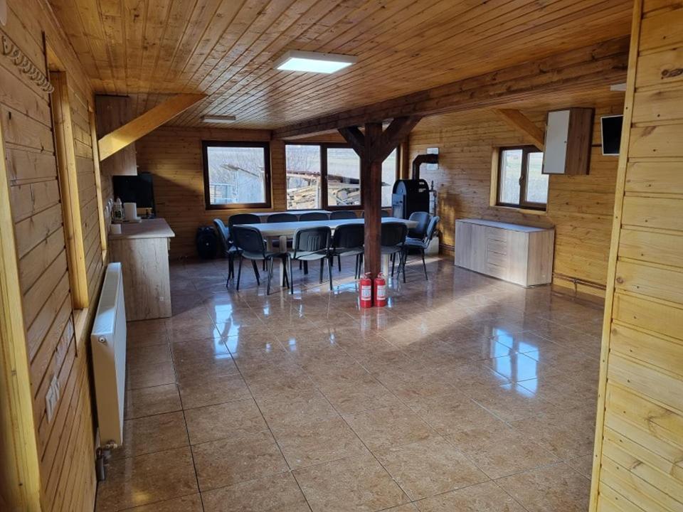 Cabana Valisoara Luaran gambar